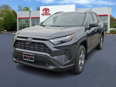 New 2025 Toyota RAV4 XLE