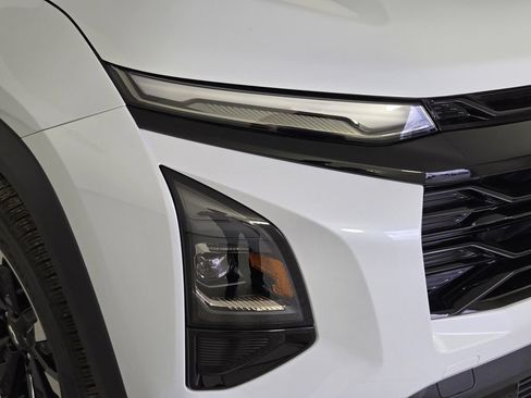New 2026 Chevrolet Equinox RS FWD image 10