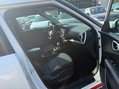 Used 2021 Kia Soul GT-Line FWD image 27