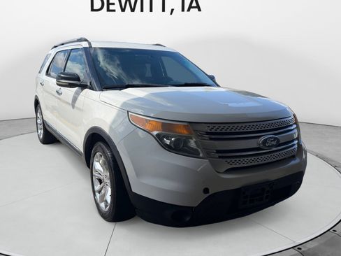 Used 2011 Ford Explorer XLT w/ 202A Rapid Spec Order Code image 7