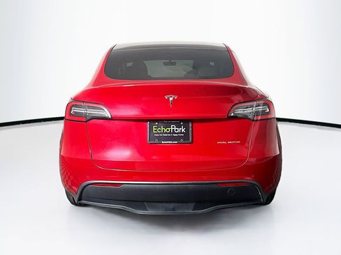 Used 2021 Tesla Model Y Long Range image 7