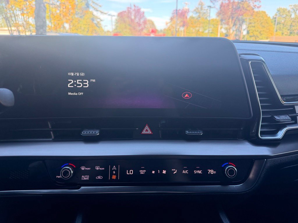 Used 2025 Kia Sportage EX AWD/4WD image 19