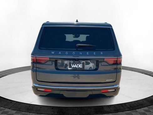Used 2022 Jeep Wagoneer Series I image 4