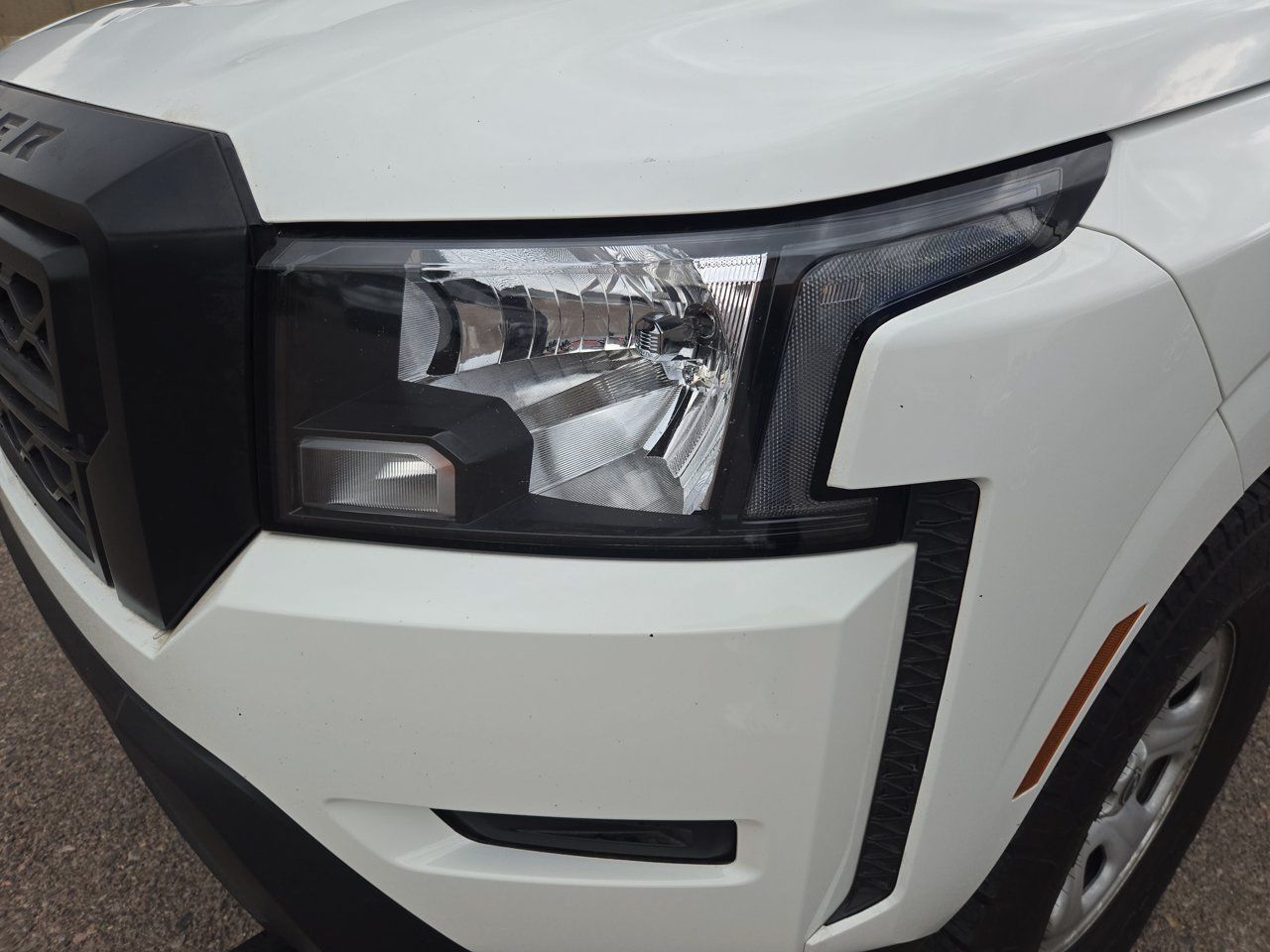 Used 2024 Nissan Frontier S RWD image 11