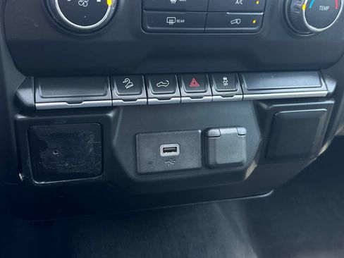 Used 2019 Chevrolet Silverado 1500 Custom Trail Boss w/ Custom Convenience Package AWD/4WD image 25