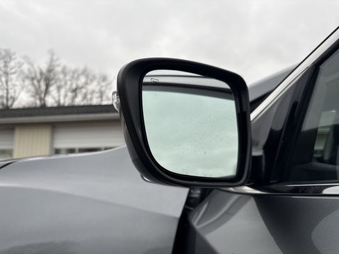 Used 2021 Nissan Murano SV image 13