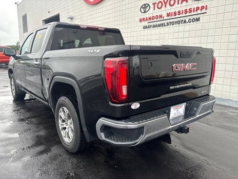 Used 2025 GMC Sierra 1500 SLT AWD/4WD image 6