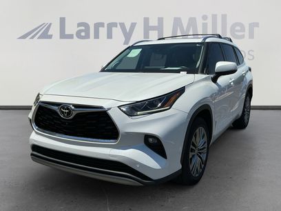 Used 2022 Toyota Highlander Platinum