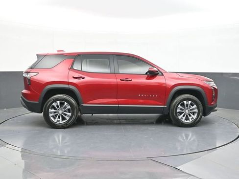New 2026 Chevrolet Equinox LT FWD image 16