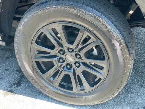 Used 2025 Ford F150 Platinum w/ Equipment Group 702A High AWD/4WD image 31