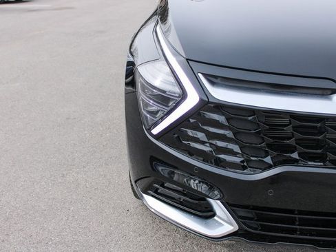 Used 2025 Kia Sportage SX image 44