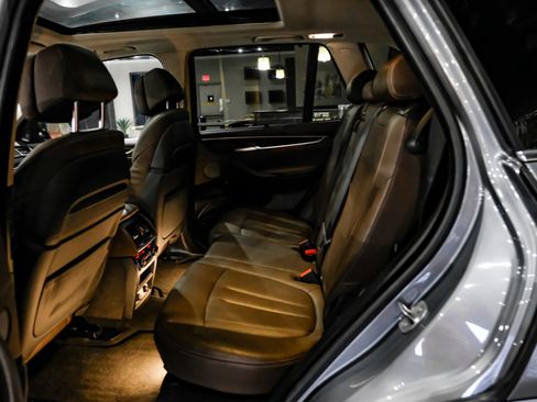 Used 2016 BMW X5 xDrive50i image 28