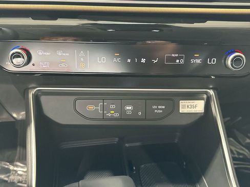 New 2026 Kia Carnival SX Prestige image 17