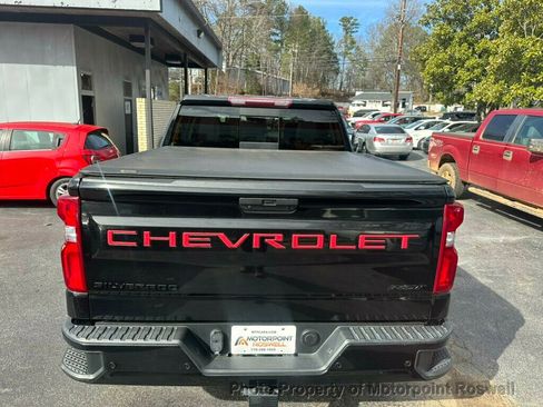 Used 2022 Chevrolet Silverado 1500 RST w/ Convenience Package II image 7