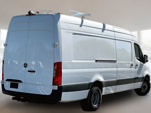 Used 2021 Mercedes-Benz Sprinter 3500 w/ Driver Convenience Package image 6