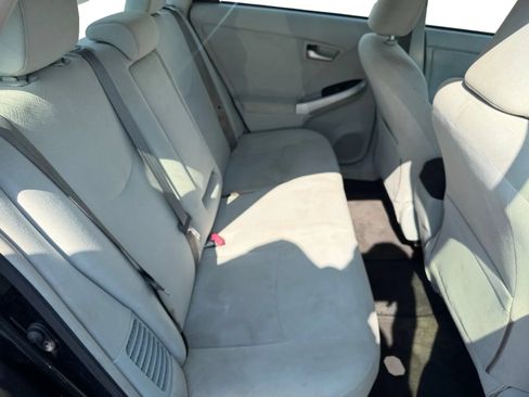 Used 2012 Toyota Prius Two FWD image 17