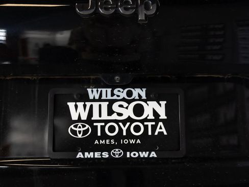 Used 2021 Jeep Grand Cherokee L Limited image 6