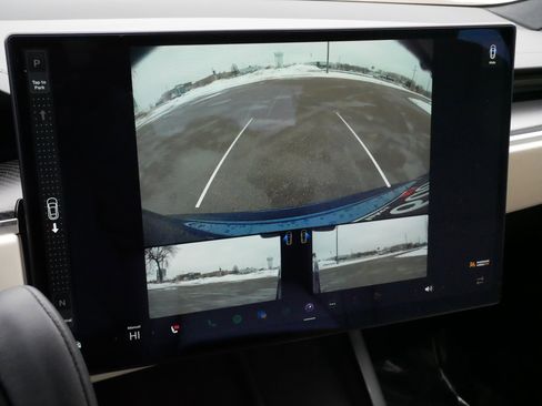 Used 2021 Tesla Model S Plaid image 26