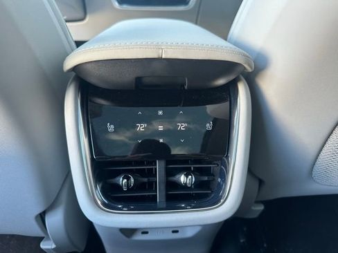 New 2025 Volvo EX90 Ultra image 45