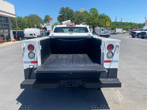 Used 2014 Chevrolet Silverado 3500 W/T RWD image 24