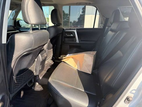 Used 2019 Toyota 4Runner Limited AWD/4WD image 5
