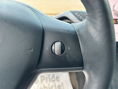 Used 2022 Tesla Model 3 Long Range AWD/4WD image 29
