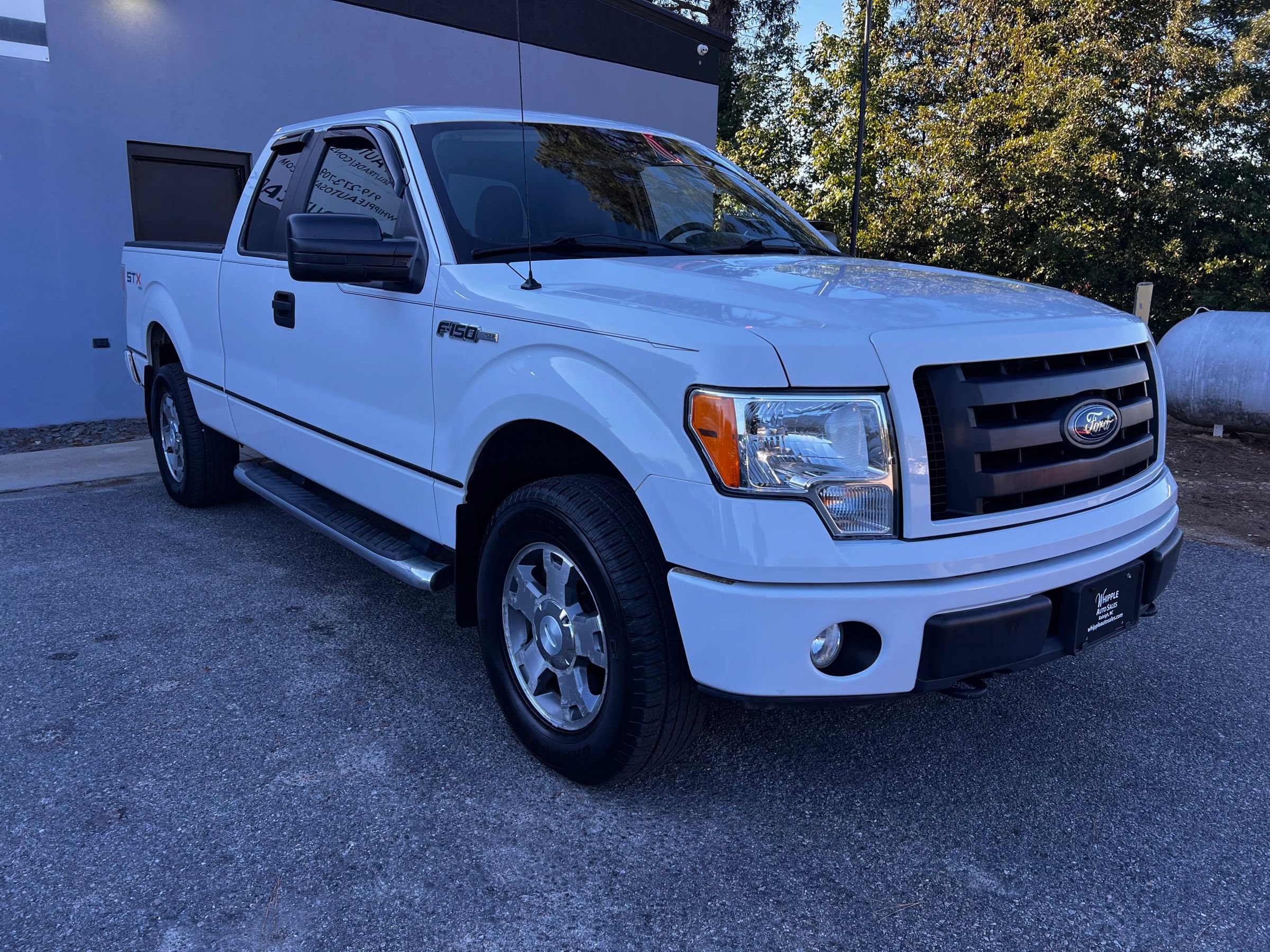 Used 2010 Ford F150 STX AWD/4WD image 3