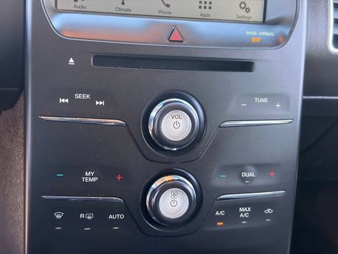 Used 2019 Ford Flex SEL w/ Equipment Group 202A FWD image 24