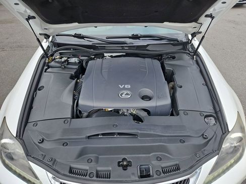 Used 2013 Lexus IS 250C image 37
