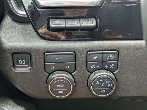Used 2025 Chevrolet Silverado 1500 LTZ w/ LTZ Premium Package AWD/4WD image 23