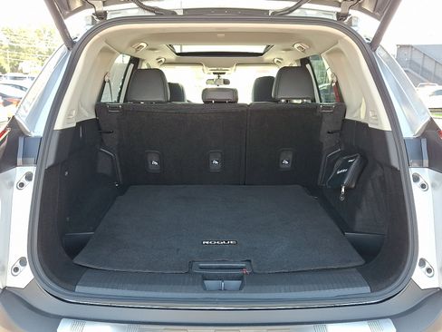 Certified 2023 Nissan Rogue SV w/ SV Premium B Package AWD/4WD image 29