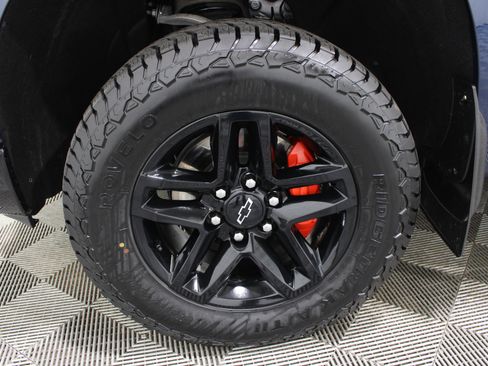 Used 2023 Chevrolet Silverado 1500 LT Trail Boss AWD/4WD image 36