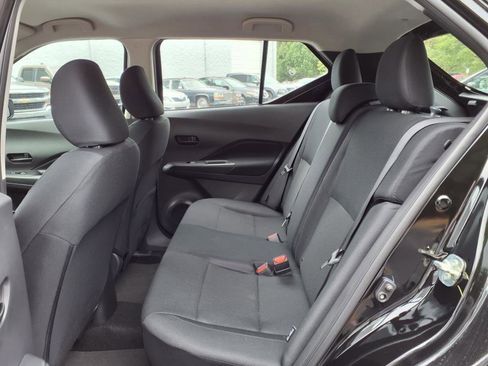 New 2025 Nissan Kicks Play S image 6