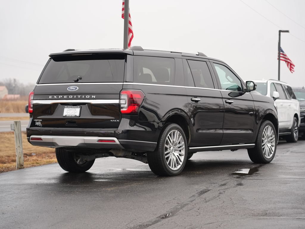 Used 2024 Ford Expedition Max Limited AWD/4WD image 3