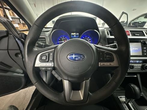 Used 2017 Subaru Outback 3.6R Limited AWD/4WD image 15