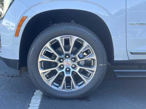 New 2026 GMC Yukon XL Denali image 26