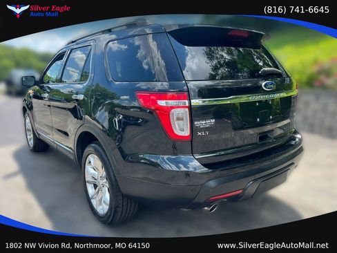 Used 2015 Ford Explorer XLT w/ Equipment Group 202B AWD/4WD image 5