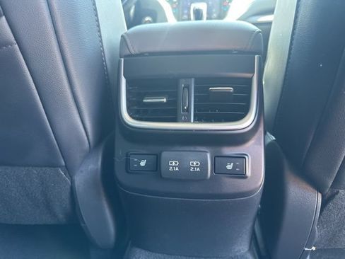 Used 2022 Subaru Legacy Limited w/ Popular Package #3 AWD/4WD image 18