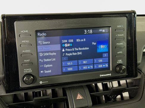 Used 2021 Toyota RAV4 XLE image 15