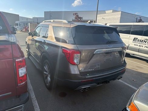 Used 2021 Ford Explorer Platinum w/ Equipment Group 601A image 10