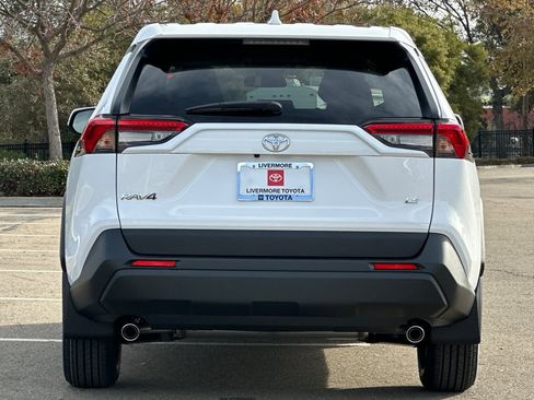 New 2025 Toyota RAV4 LE image 5