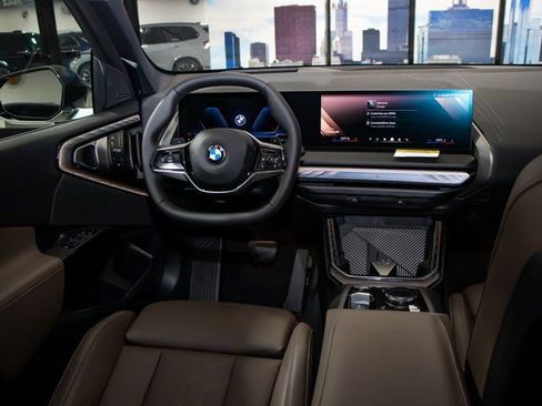 Used 2026 BMW X3 xDrive30 w/ Premium Package image 16