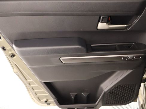 Used 2025 Toyota Tacoma TRD Off-Road image 16