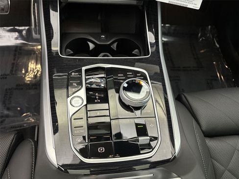 New 2026 BMW X5 xDrive50e w/ Executive Package AWD/4WD image 23