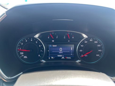 Used 2021 Chevrolet Equinox LT FWD image 24