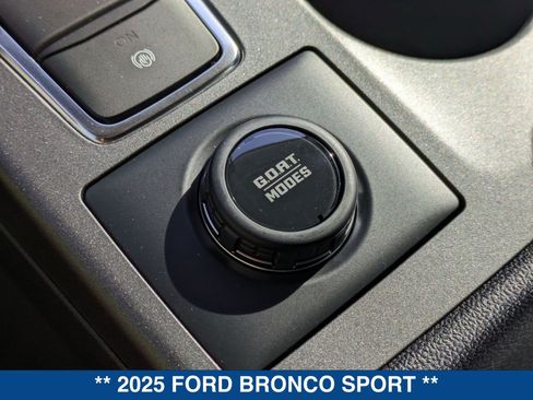 New 2025 Ford Bronco Sport Outer Banks AWD/4WD image 32