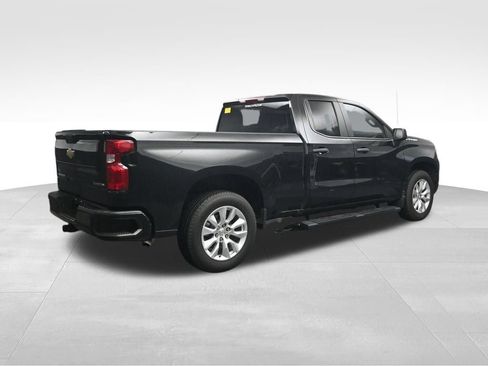 Used 2025 Chevrolet Silverado 1500 Custom RWD image 5