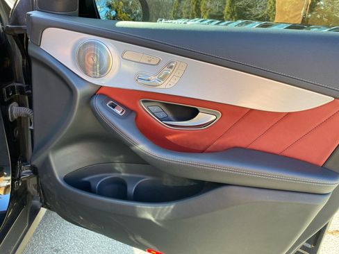 Used 2021 Mercedes-Benz GLC 43 AMG 4MATIC image 30