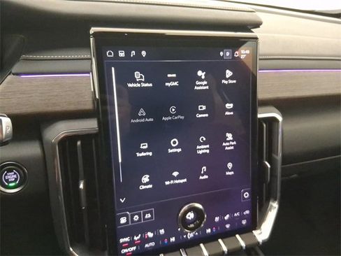 Certified 2024 GMC Acadia Denali w/ Super Cruise Package image 26