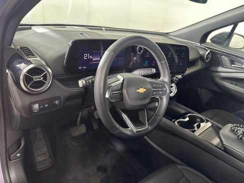 Used 2024 Chevrolet Blazer EV LT image 13